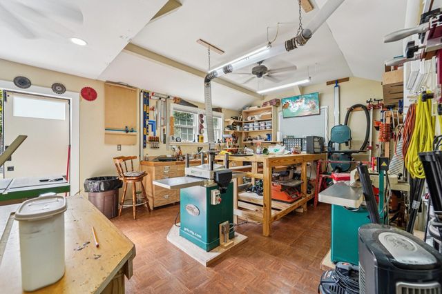 378 Ridgewood Drive, Magnolia, TX 77355