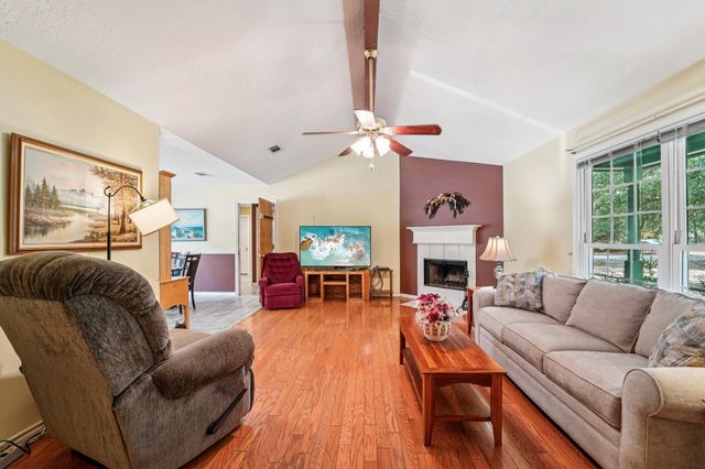 378 Ridgewood Drive, Magnolia, TX 77355