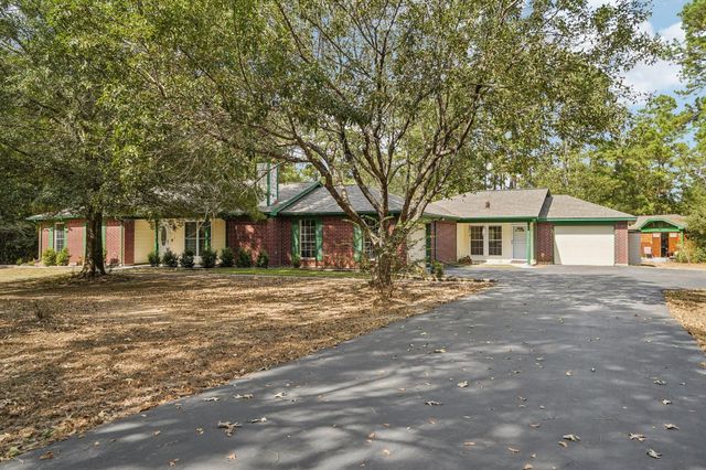 378 Ridgewood Drive, Magnolia, TX 77355