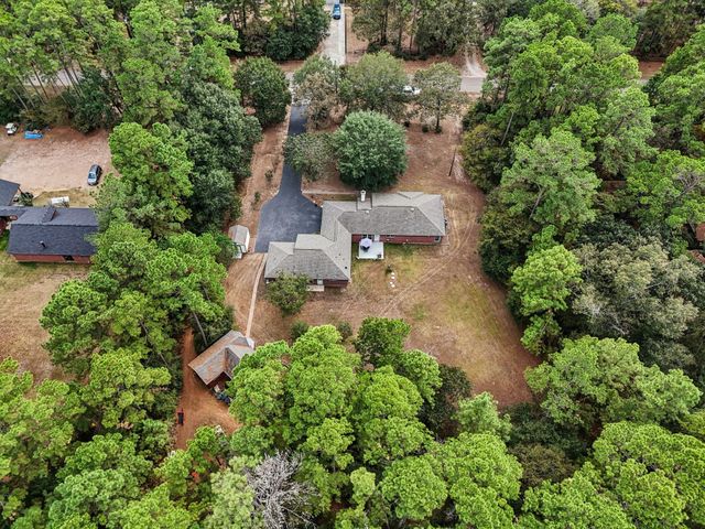 378 Ridgewood Drive, Magnolia, TX 77355