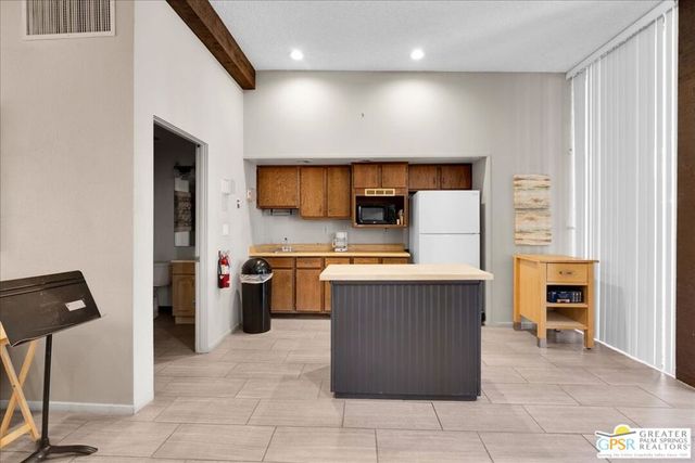 1655 E Palm Canyon Drive 609, Palm Springs, CA 92264