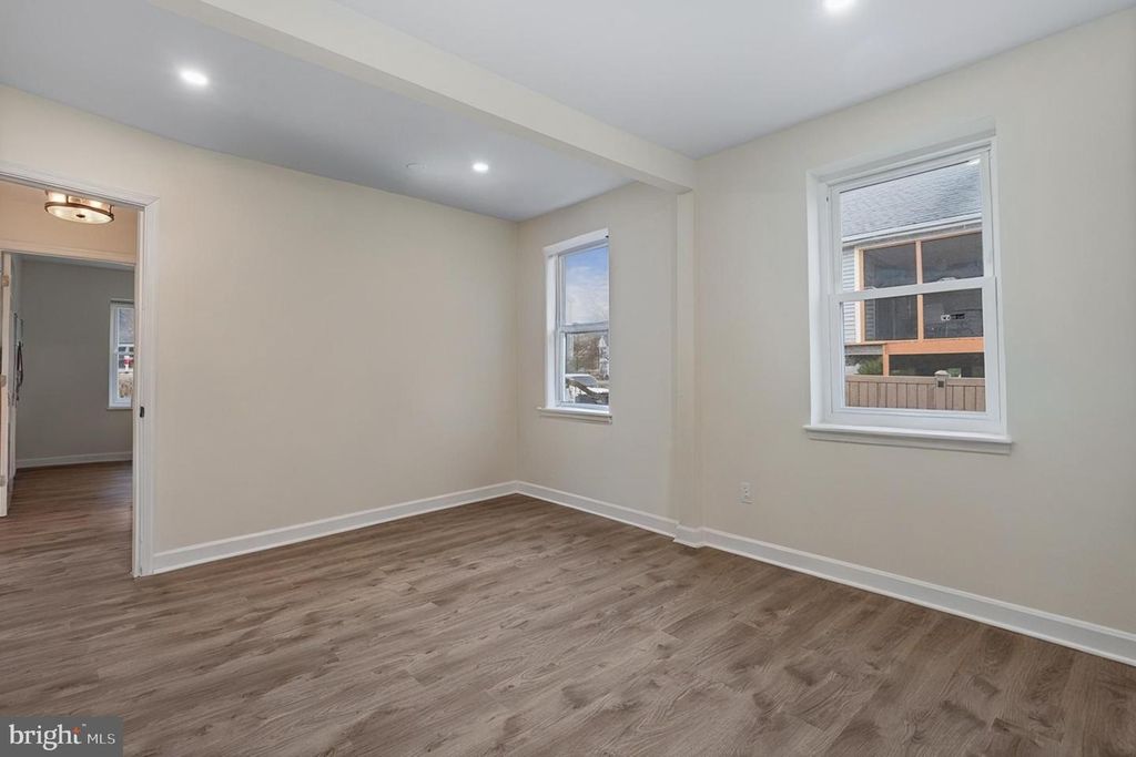 Image 53 of property listing at 4919 MARINERS DR, Shady Side, MD 20764