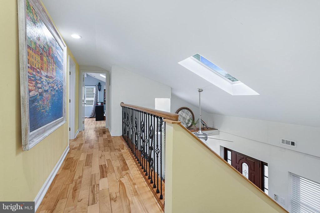 Image 58 of property listing at 4919 MARINERS DR, Shady Side, MD 20764