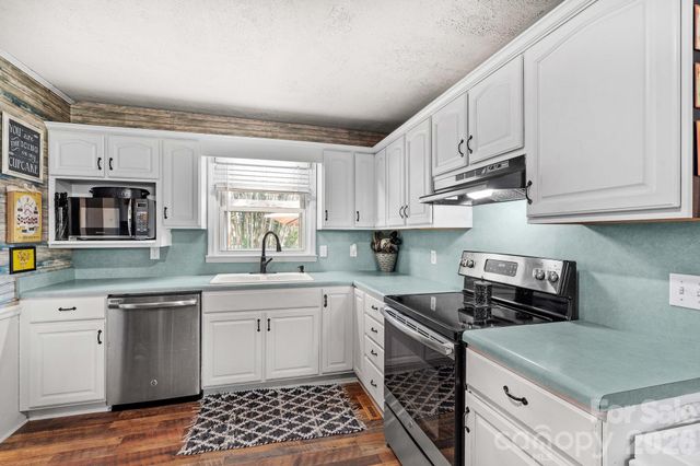230 E Old Farm Road, Salisbury, NC 28146