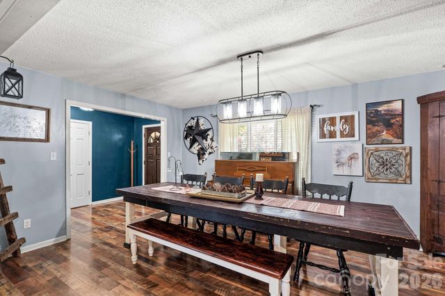 230 E Old Farm Road, Salisbury, NC 28146