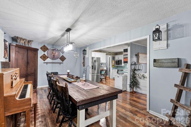 230 E Old Farm Road, Salisbury, NC 28146