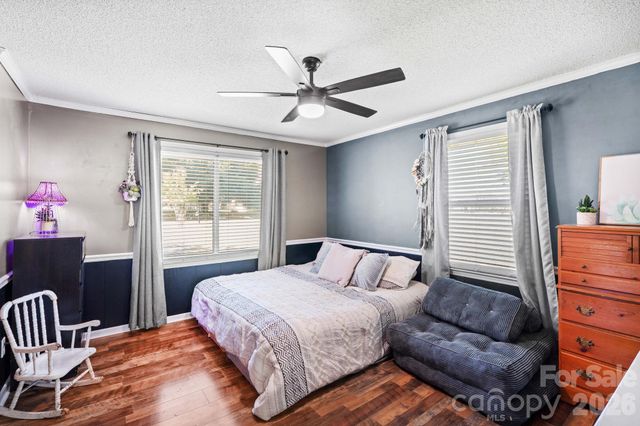 230 E Old Farm Road, Salisbury, NC 28146