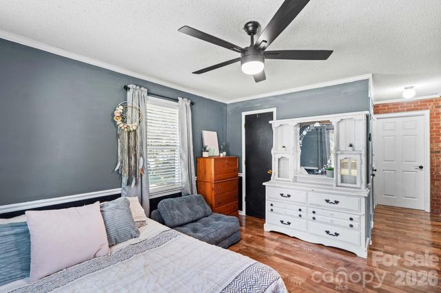 230 E Old Farm Road, Salisbury, NC 28146