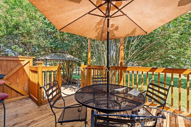 230 E Old Farm Road, Salisbury, NC 28146
