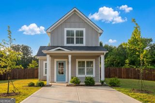 107 Hidden Hills Drive, Carrollton, GA 30117