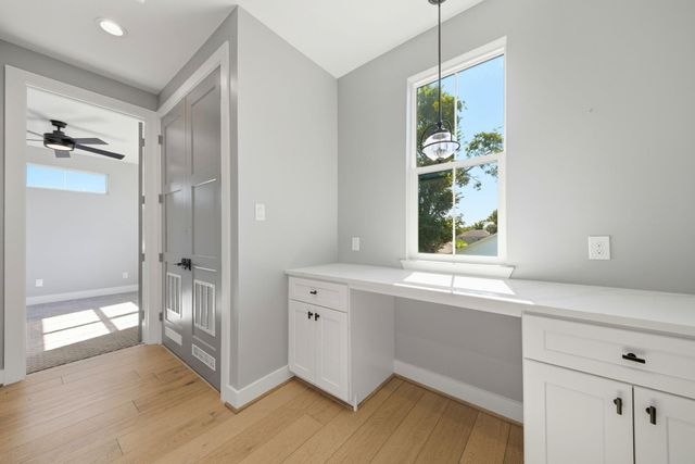 1412 Weiss Street, Houston, TX 77009