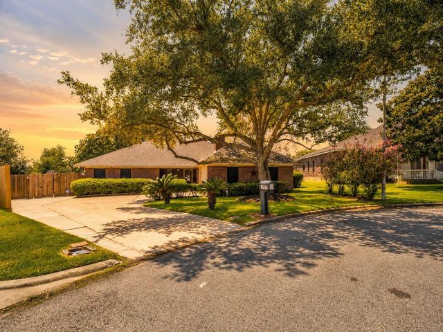 7093 Whispering Wind Drive, Willis, TX 77318