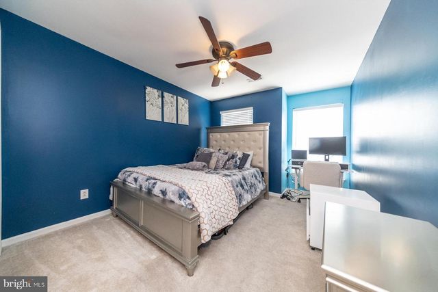 3 FOX CT, Delran, NJ 08075