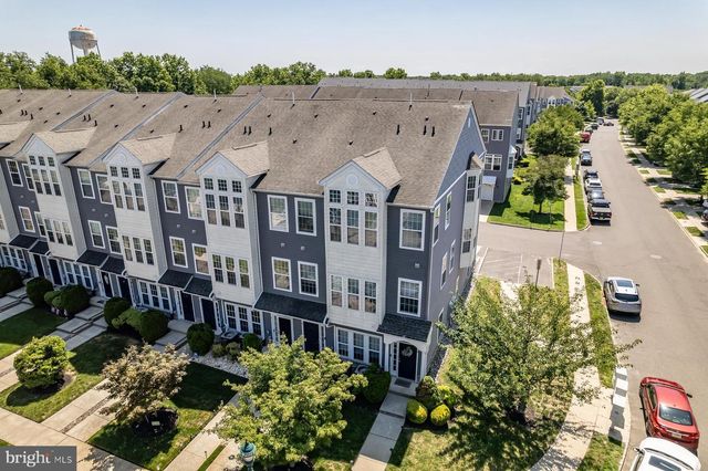 3 FOX CT, Delran, NJ 08075