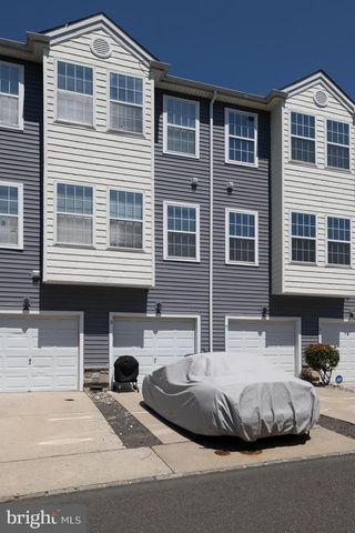 3 FOX CT, Delran, NJ 08075