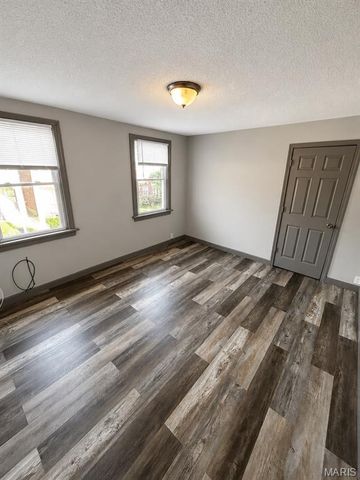 4140 Virginia Avenue, St Louis, MO 63118