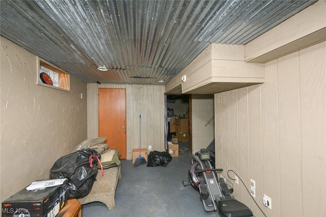 639 Chester Avenue, Akron, OH 44314