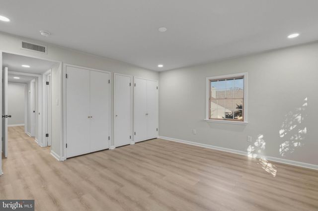 45 RUST HILL RD, Levittown, PA 19056