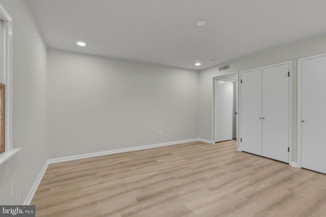 45 RUST HILL RD, Levittown, PA 19056