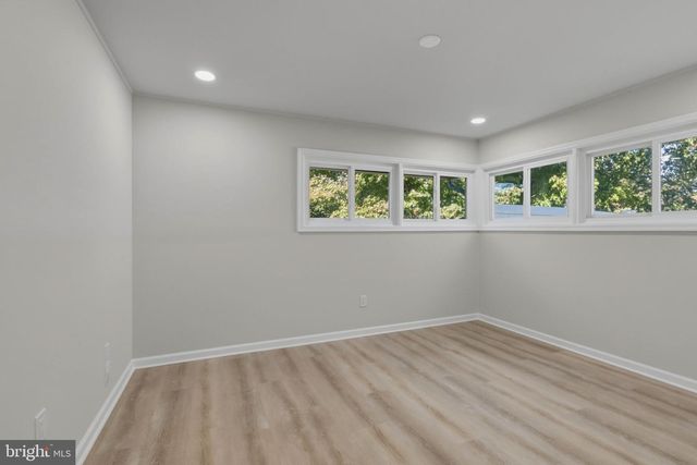 45 RUST HILL RD, Levittown, PA 19056