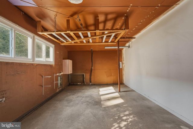 45 RUST HILL RD, Levittown, PA 19056