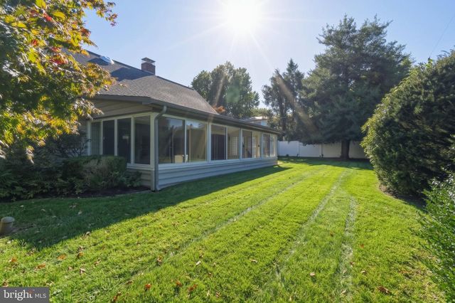 45 RUST HILL RD, Levittown, PA 19056