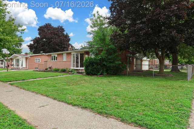 31141 Gladys Avenue, Westland, MI 48185