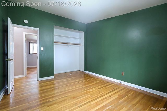 31141 Gladys Avenue, Westland, MI 48185