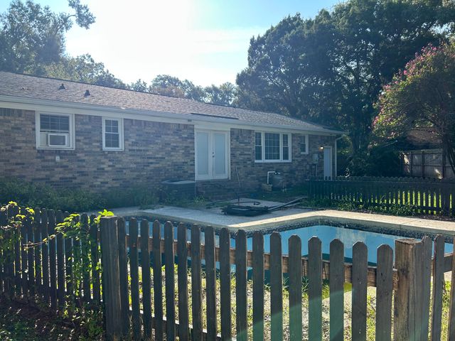112 Tall Pines Road, Ladson, SC 29456