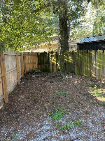112 Tall Pines Road, Ladson, SC 29456