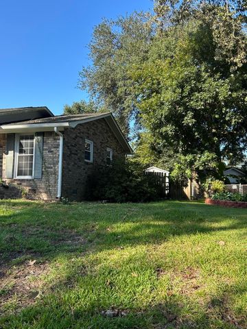 112 Tall Pines Road, Ladson, SC 29456