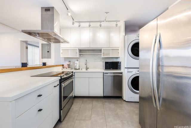 95-61 Waikalani Drive D704, Mililani, HI 96789