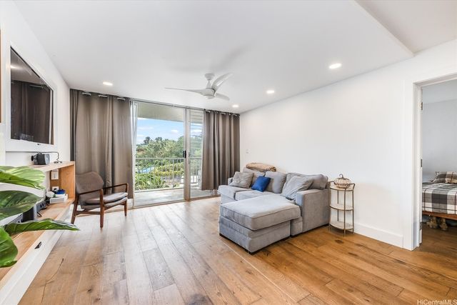 95-61 Waikalani Drive D704, Mililani, HI 96789