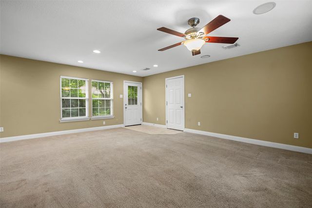 127 Marlin Avenue, Galveston, TX 77550