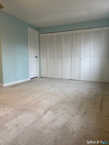 20 Lakeside Drive K, Ledyard, CT 06339