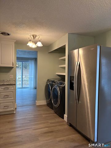 20 Lakeside Drive K, Ledyard, CT 06339