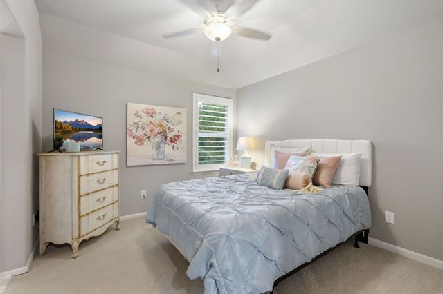 123 N Winter Sunrise Circle, The Woodlands, TX 77375