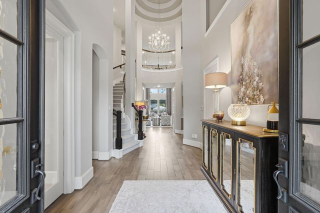 123 N Winter Sunrise Circle, The Woodlands, TX 77375