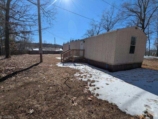 166 Veterans Avenue, Lexington, NC 27292