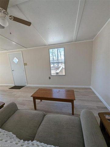 166 Veterans Avenue, Lexington, NC 27292