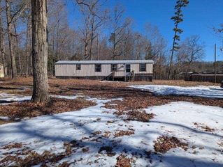 166 Veterans Avenue, Lexington, NC 27292