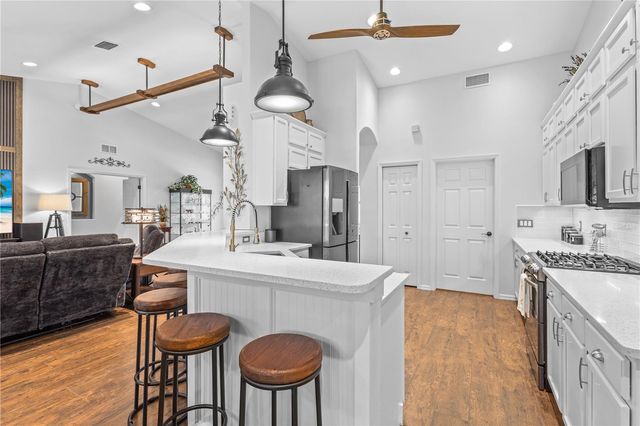 10921 BLUESTEM CIRCLE, Lakewood Ranch, FL 34202