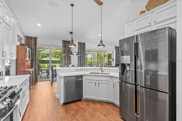 10921 BLUESTEM CIRCLE, Lakewood Ranch, FL 34202