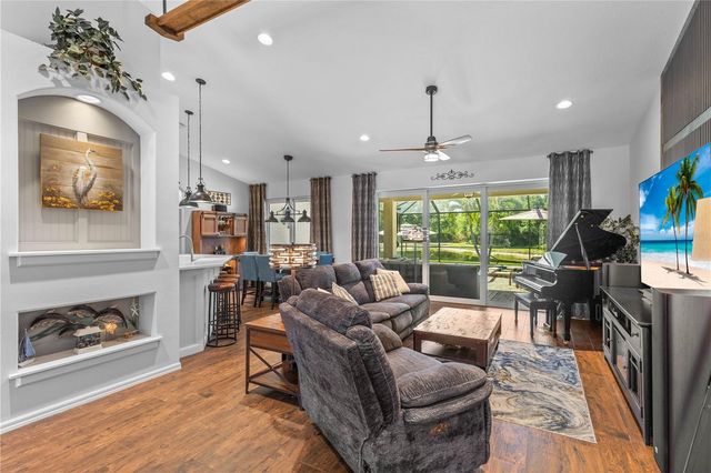 10921 BLUESTEM CIRCLE, Lakewood Ranch, FL 34202