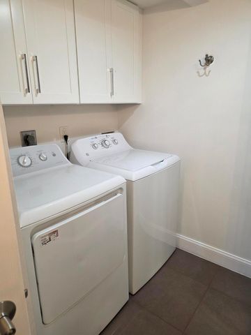 717 S Us Highway 1 608, Jupiter, FL 33477