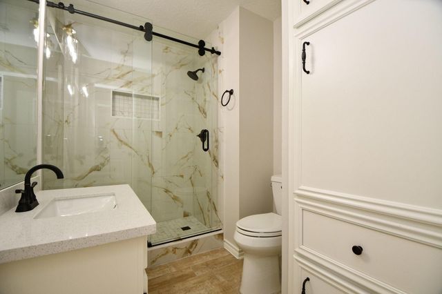 11534 Oak Valley Drive, Houston, TX 77065