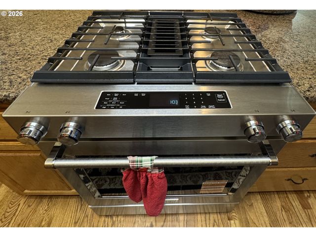 1256 Frogs Leap Ln, Eugene, OR 97404