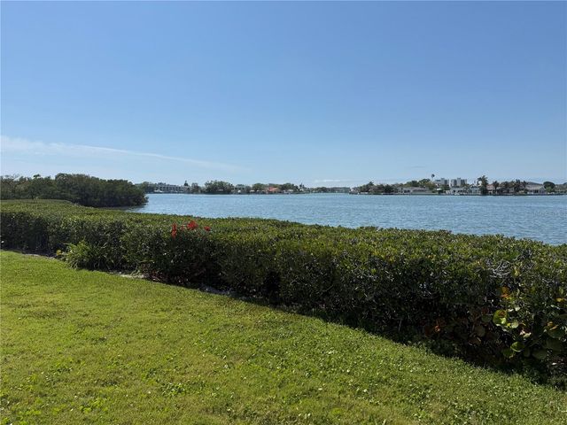 12760 INDIAN ROCKS ROAD 1024, Largo, FL 33774