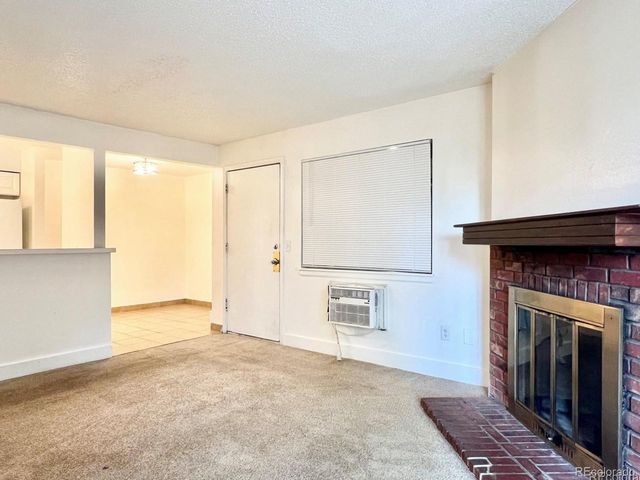 14590 E 2nd Ave 101B, Aurora, CO 80011