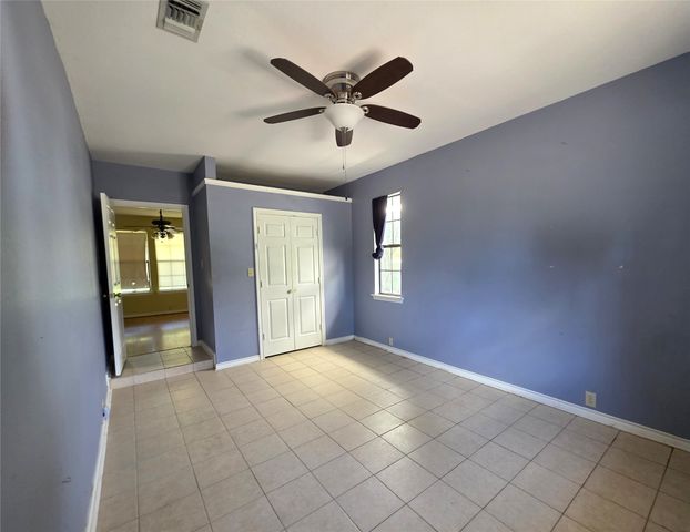 4221 Pine Wood Trail, Larue, TX 75770